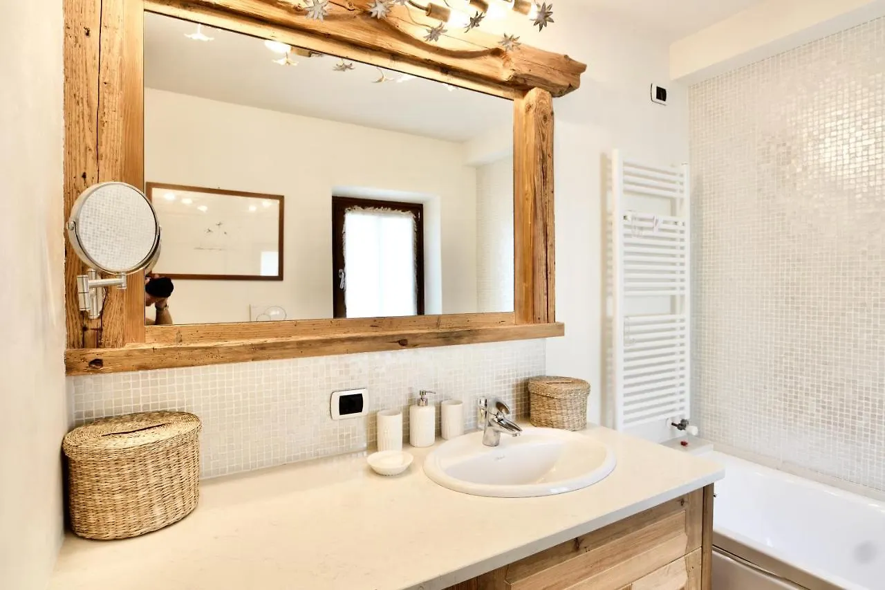 Διαμέρισμα Brand New Beautiful 3 Bedroom Few Steps From Centre Κορτίνα Ντ' Αμπέτσο