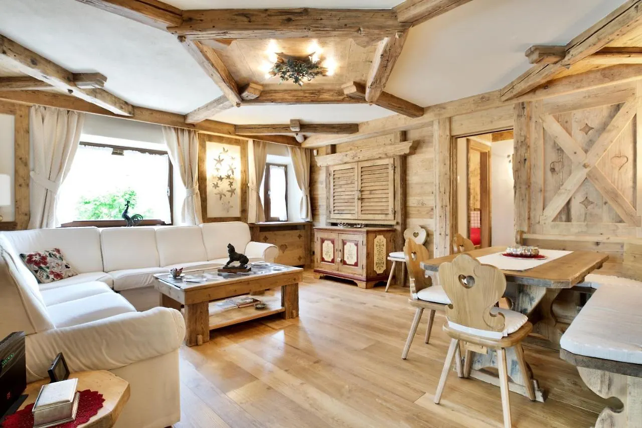 Διαμέρισμα Brand New Beautiful 3 Bedroom Few Steps From Centre Κορτίνα Ντ' Αμπέτσο
